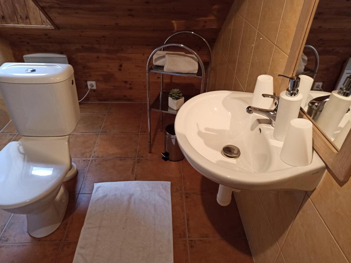 Apartmany Ziakova - Ubytovani Nove Hrady 111 Εξωτερικό φωτογραφία